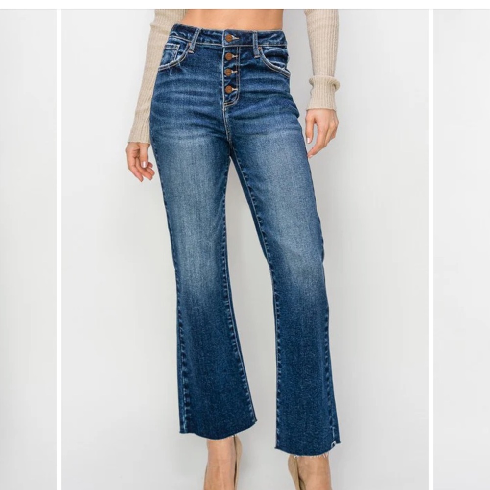 NEW- Risen Button Fly Cropped Flare Ankle Raw edge hem Women’s Jeans